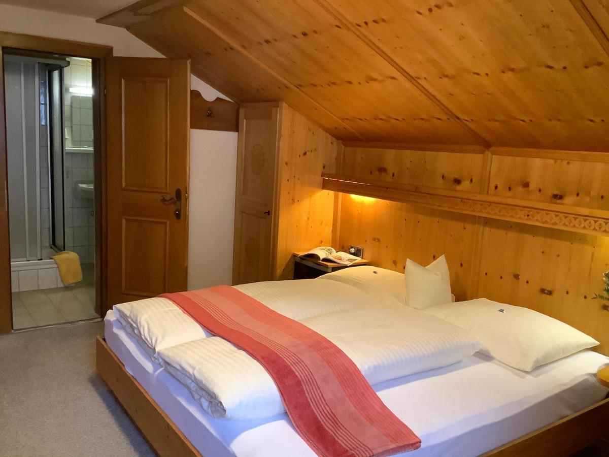 Anja'S Schoenblick - Bed & Breakfast جيرلوس المظهر الخارجي الصورة