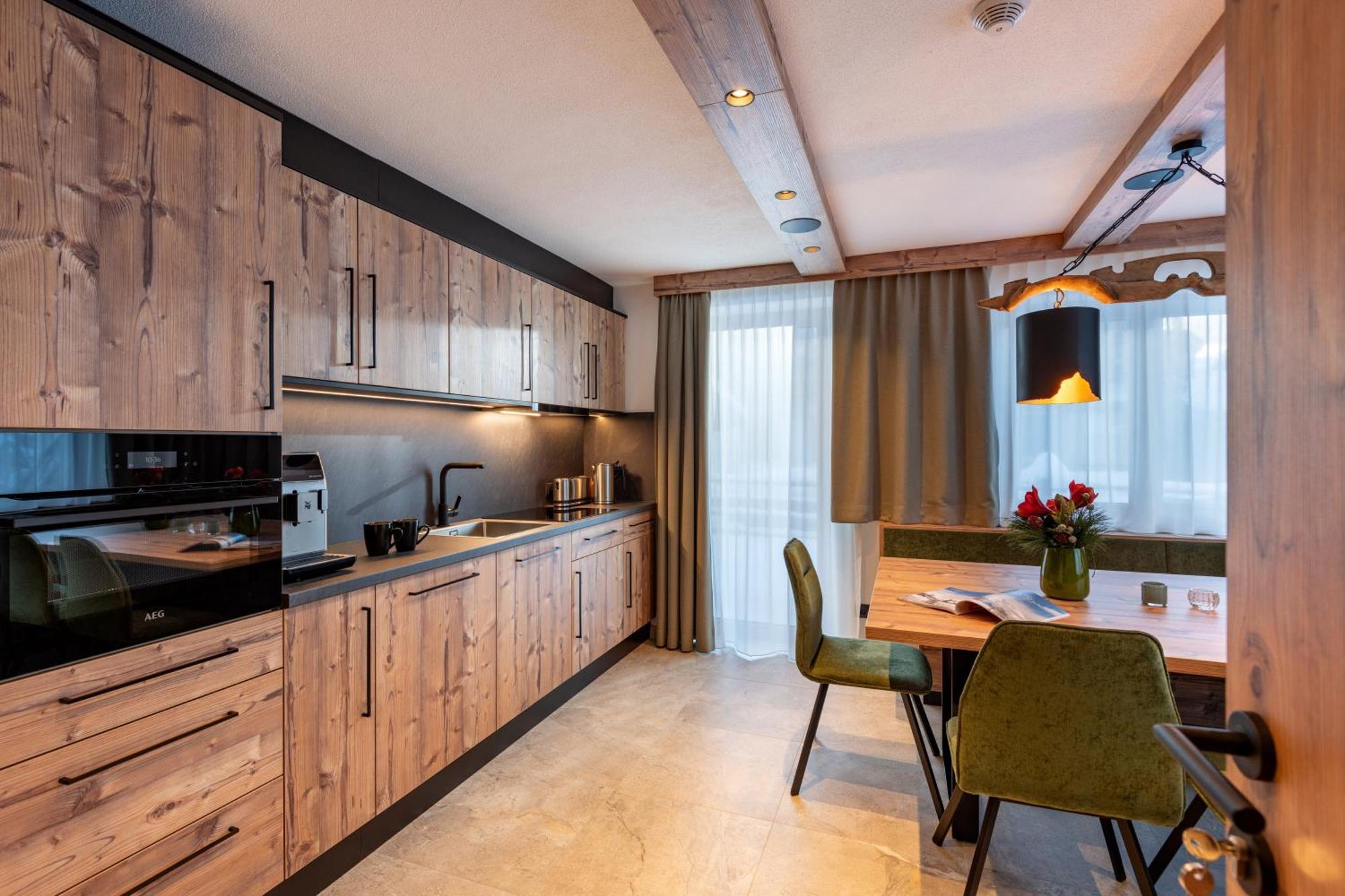 Anja'S Schoenblick - Bed & Breakfast جيرلوس المظهر الخارجي الصورة